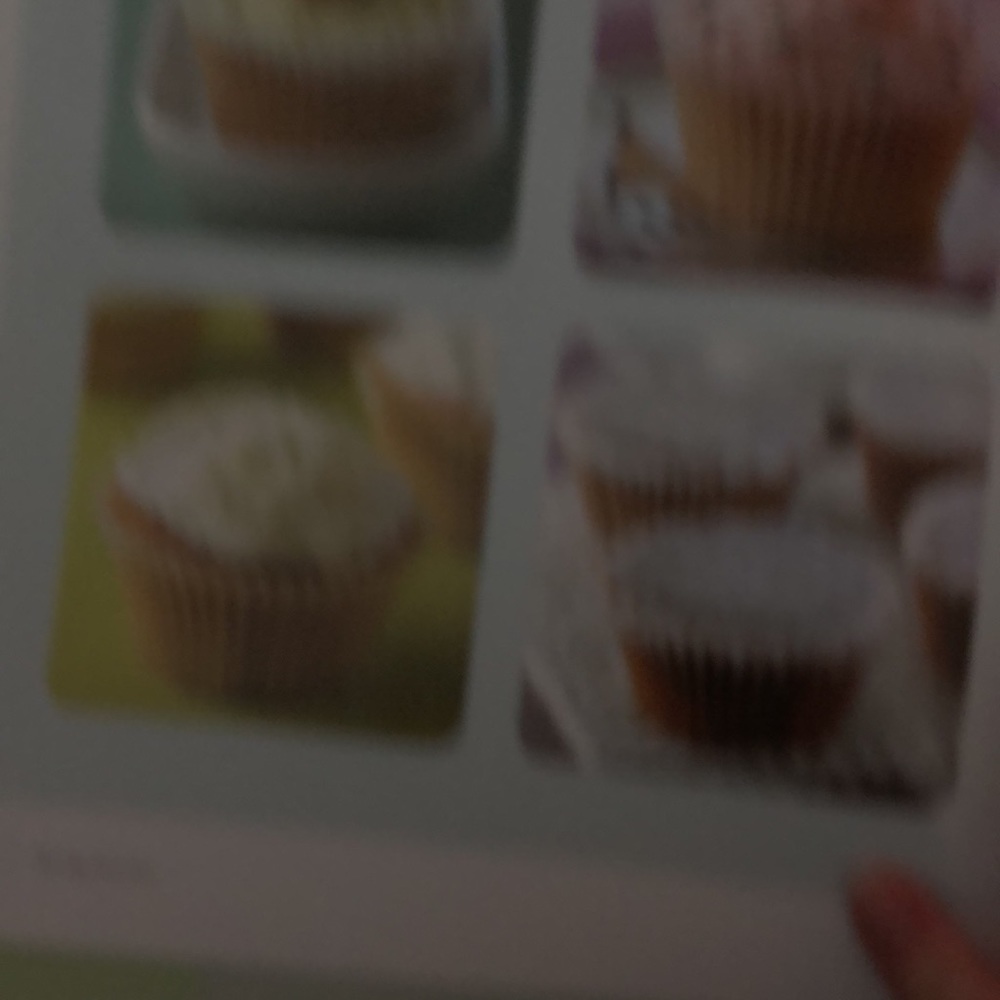 Cupcake Cook Book new - Picture 3 of 13